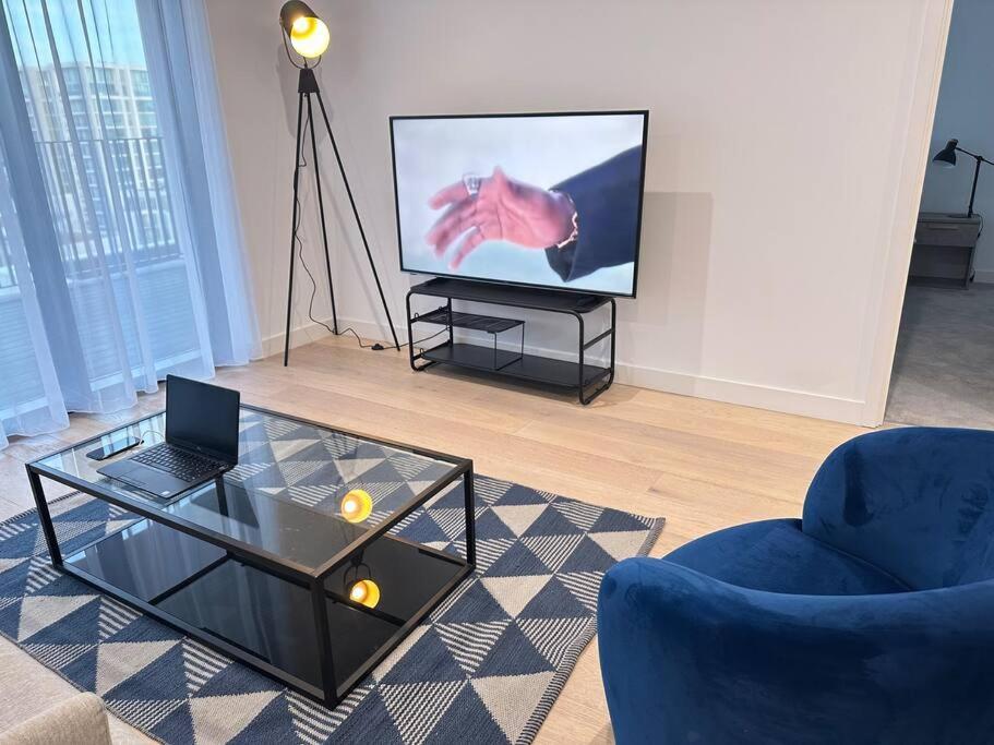 Spacious Modern 1 Bed Apartment. Лондон Екстер'єр фото